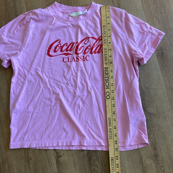 H&M Coca-Cola tshirt - Picture 4 of 5